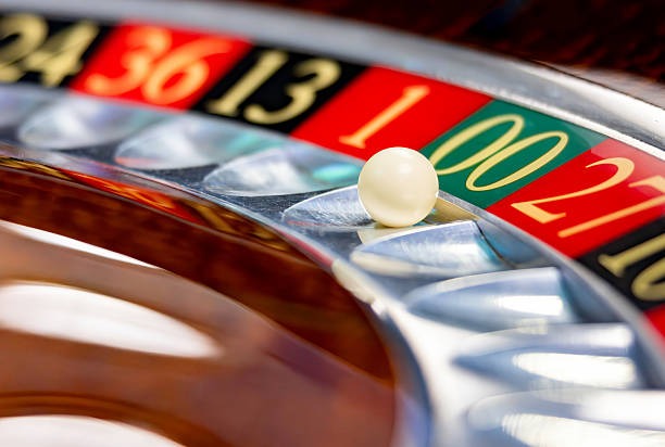 Live football betting interface on 08 togel showing game information during a match